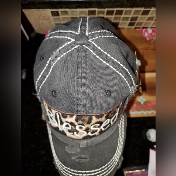 KBETHOS stylish distressed logo cap "Blessed" - Picture 2 of 7